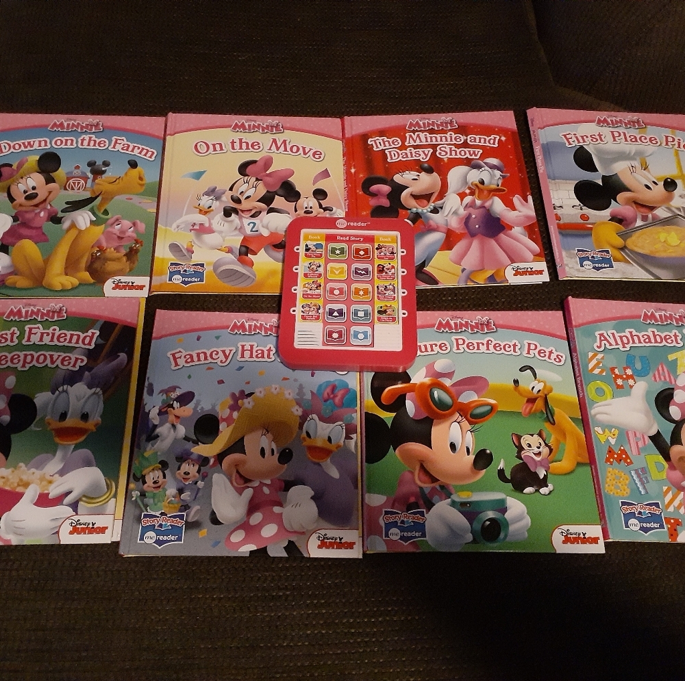 8 Hardback Minnie Mouse Books with eReader